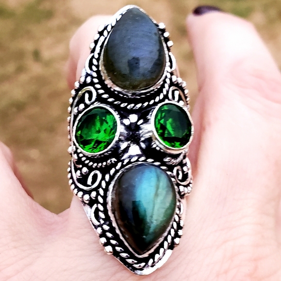 New Oversized Labradorite & Peridot 925 Silver Statement Ring. - Picture 10 of 16